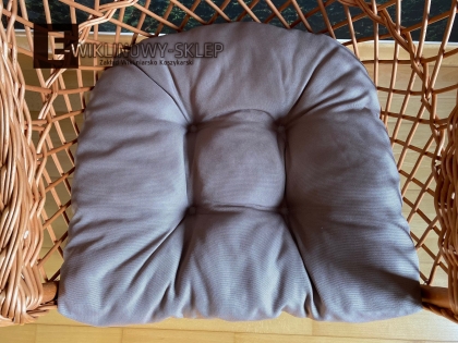 Poduszka na siedzisko beżowa